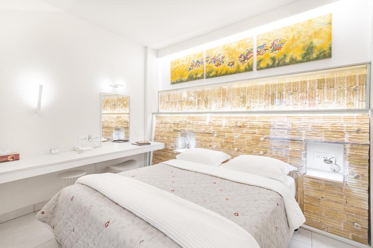 Acropolis Suites - Where Else In Athens? Екстериор снимка